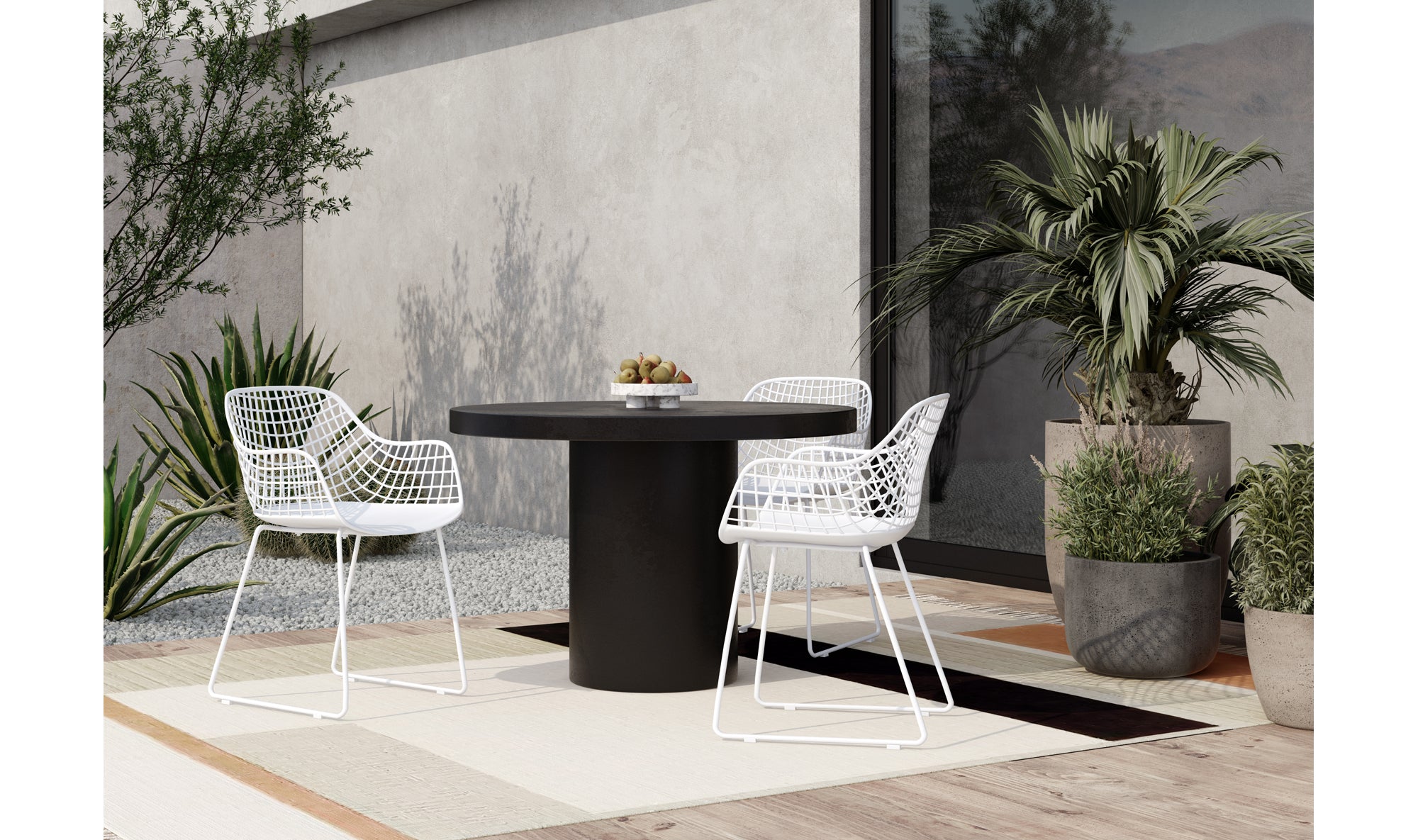 Cassius Round Outdoor Dining Table