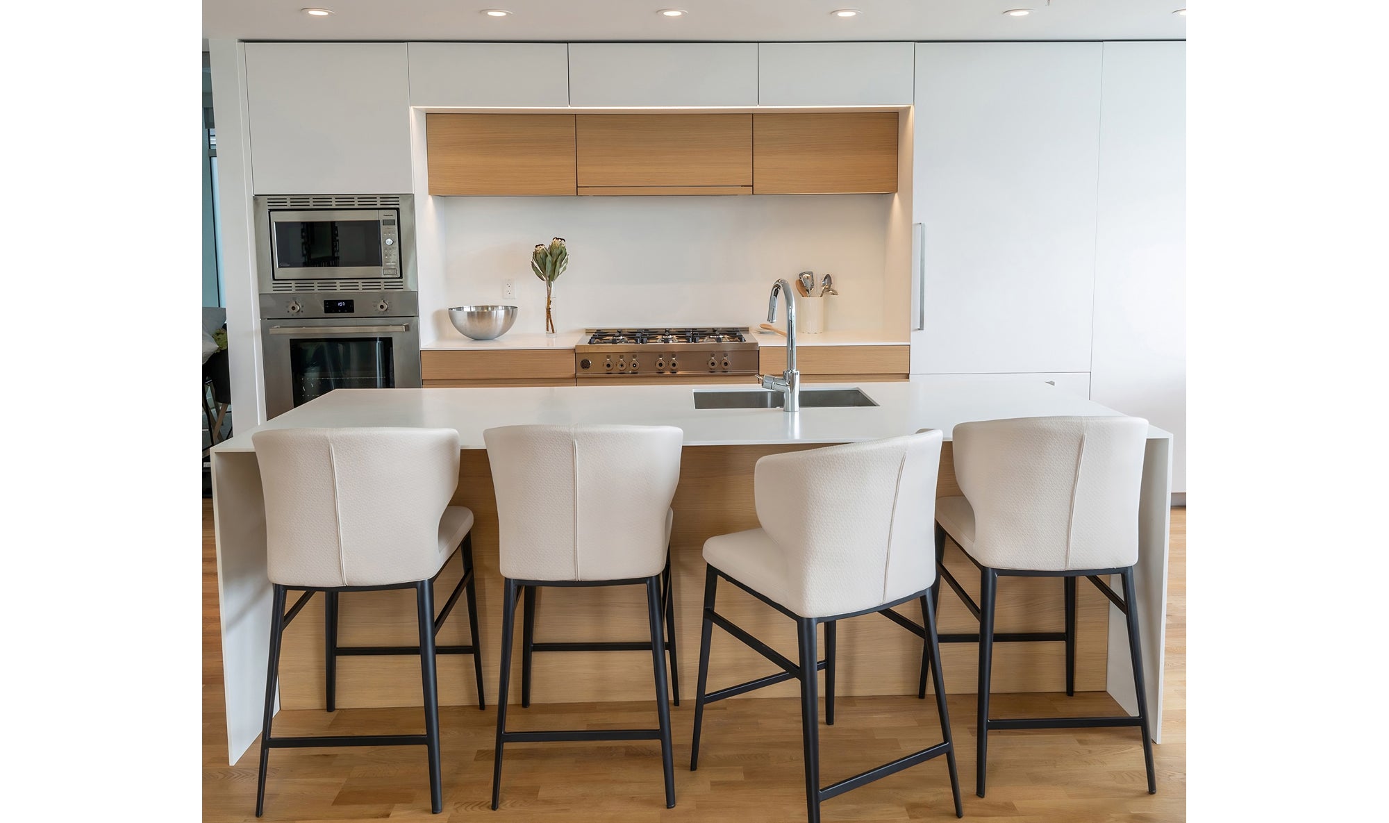 Delaney Counter Stool Beige