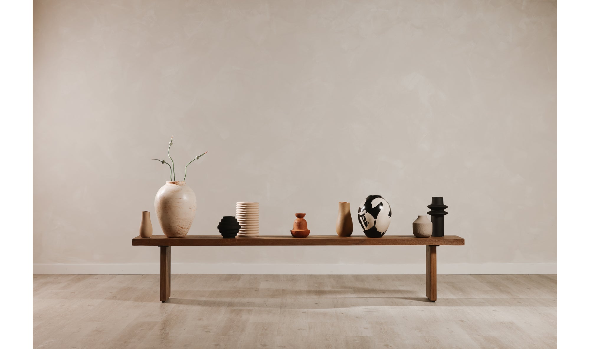 Koshi Bench Sandblasted Amber Oak