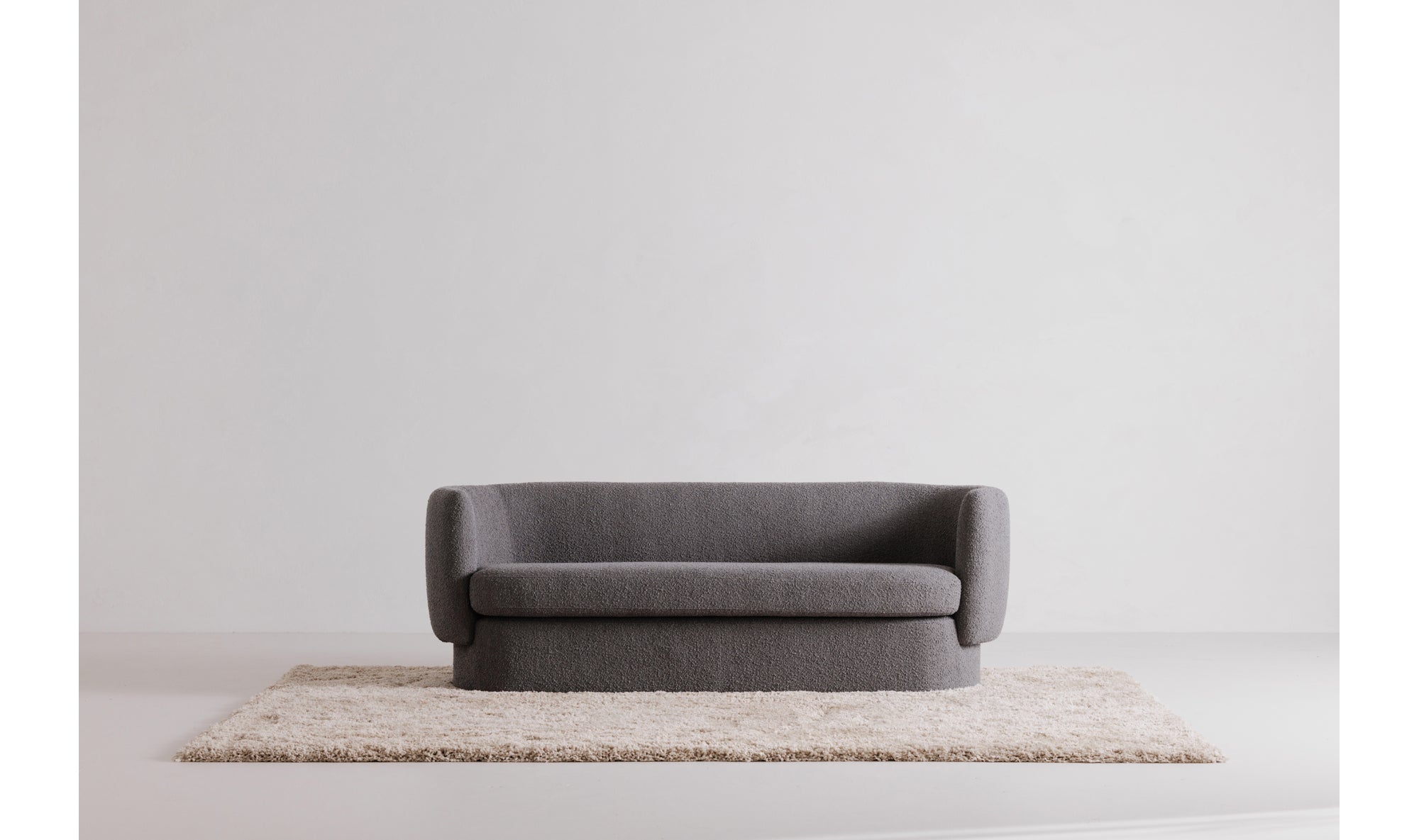 Koba Sofa Maya Grey