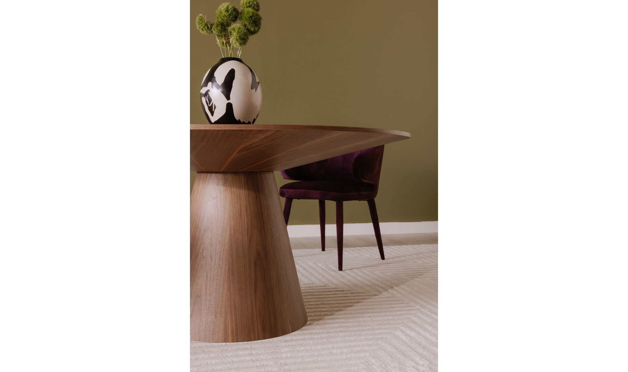 Otago Round 54In Dining Table