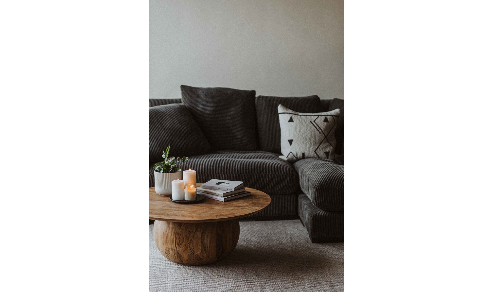 Plunge Sectional Charcoal