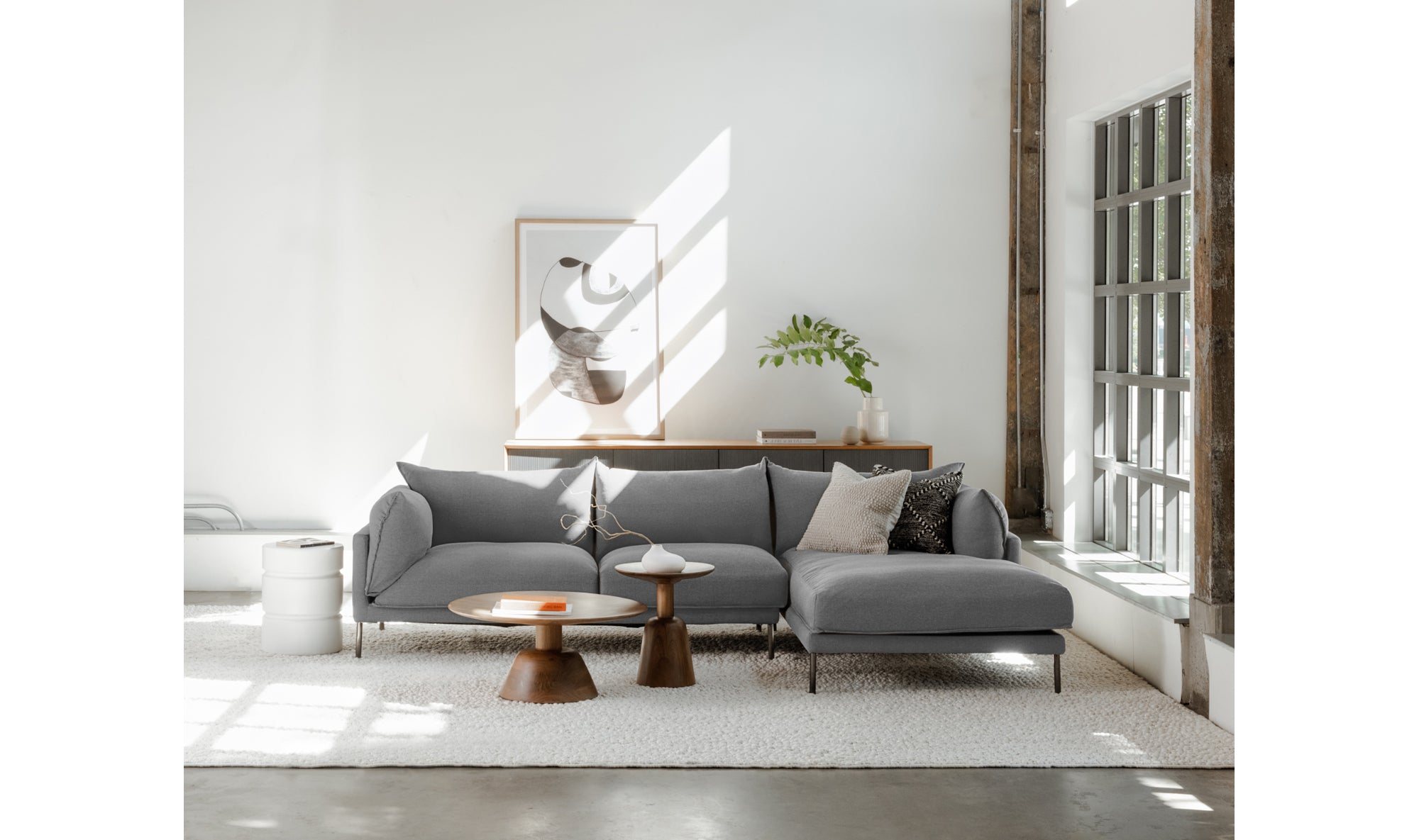 Jamara Right Sectional Charcoal