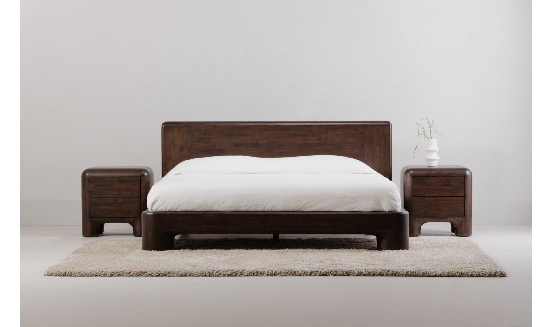 Rowan Bed Queen Dark Brown