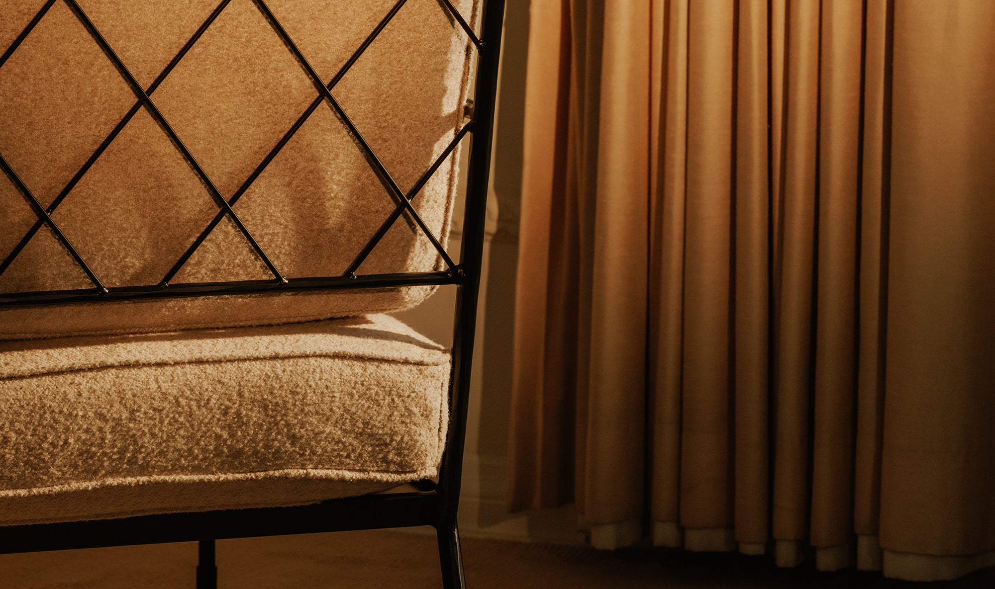 Vecchia Accent Chair