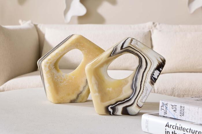 Onyx Triangle Sculpture, Zebra