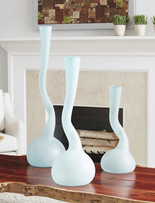 Frosted Corkscrew Vase, LG