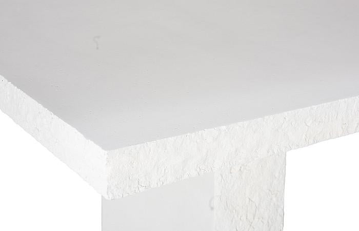 Robusto Dining Table